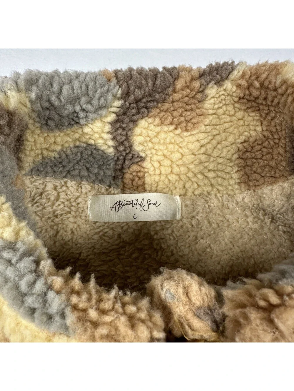 A Beautiful Soul Women’s Tan Brown Camo Sherpa Plus Size C 3x